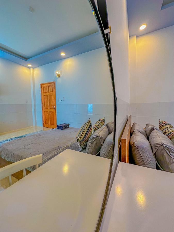Nhan Tay 2 Hotel Can Tho Exterior foto