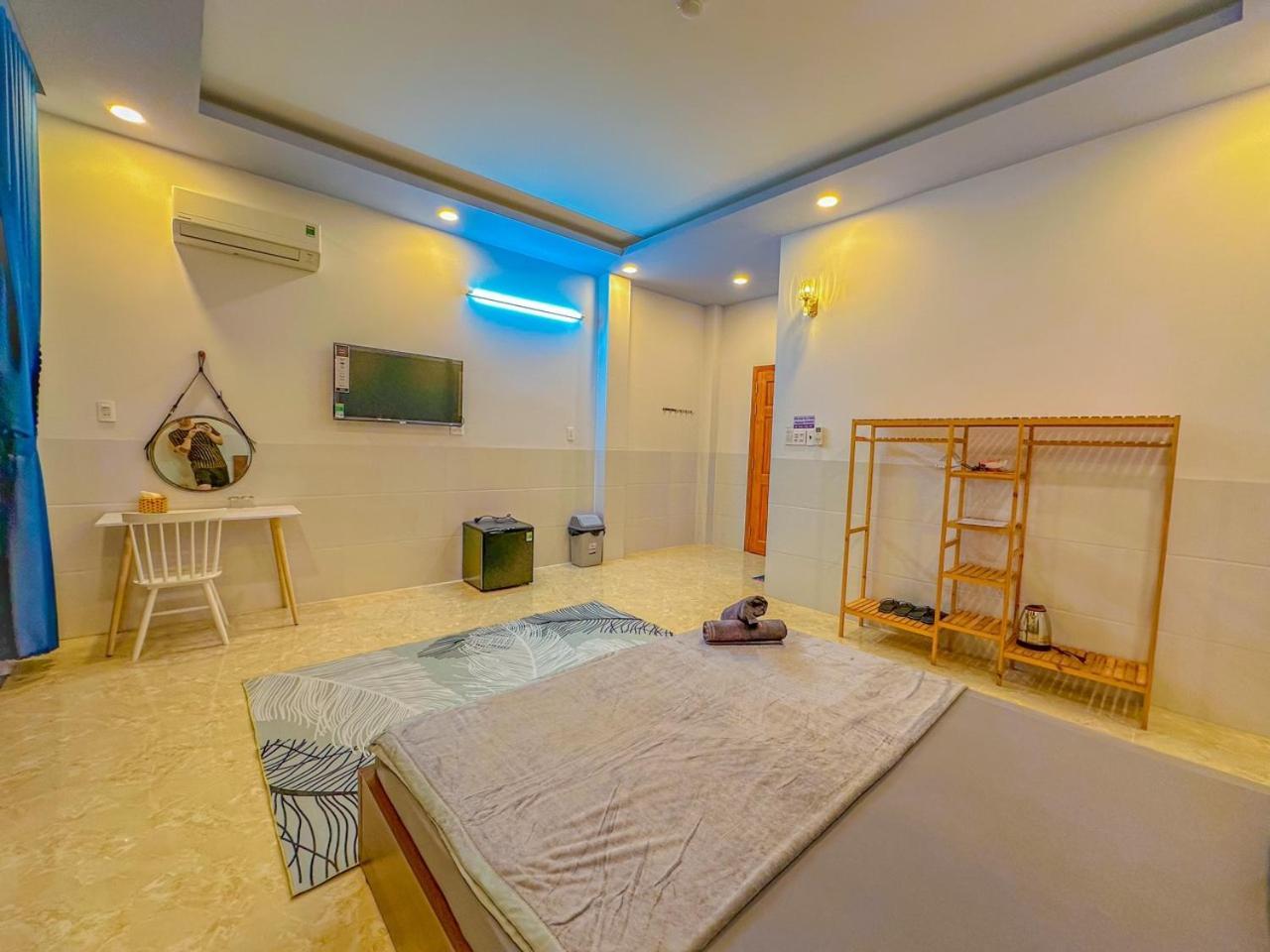 Nhan Tay 2 Hotel Can Tho Exterior foto